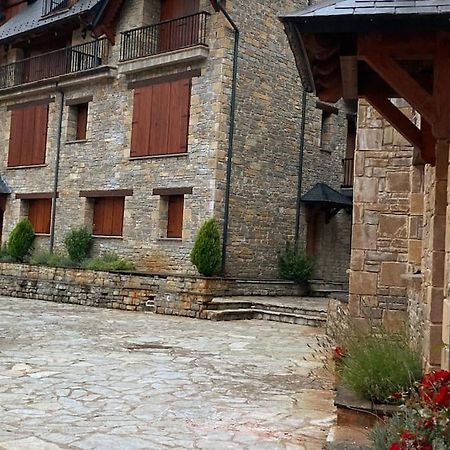 Elegante Apartamento En Escarrilla Con Vistas Al Valle Екстериор снимка