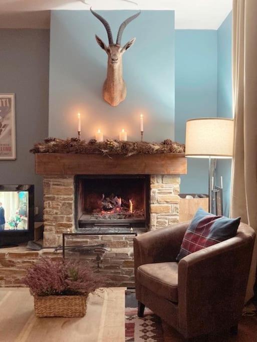 Elegante Apartamento En Escarrilla Con Vistas Al Valle Екстериор снимка